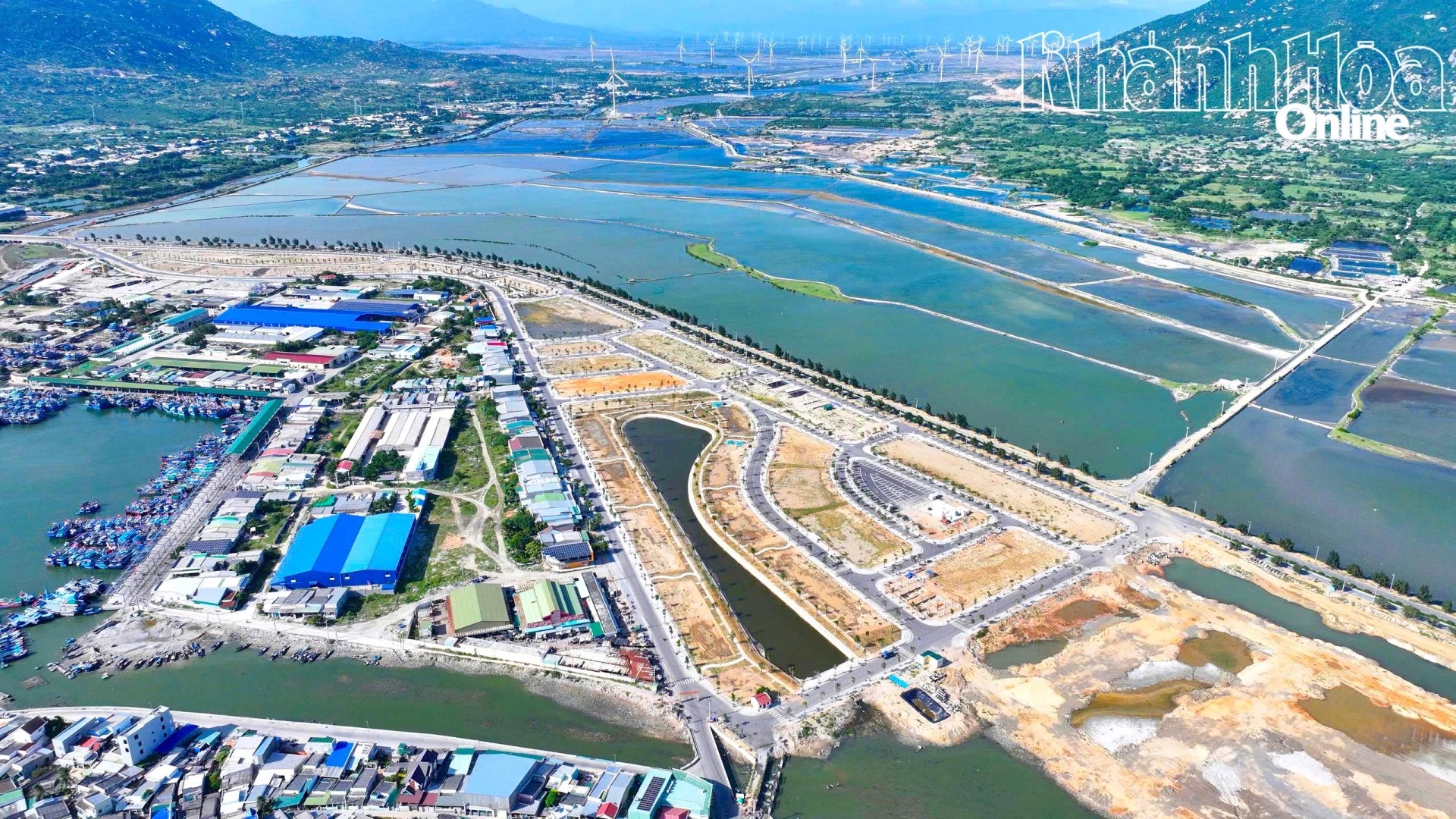 Kỳ họp thứ 3, HĐND tỉnh: Đầu tư công giai đoạn 2026-2030: Sớm đưa tỉnh Khánh Hòa trở thành thành phố trực thuộc trung ương