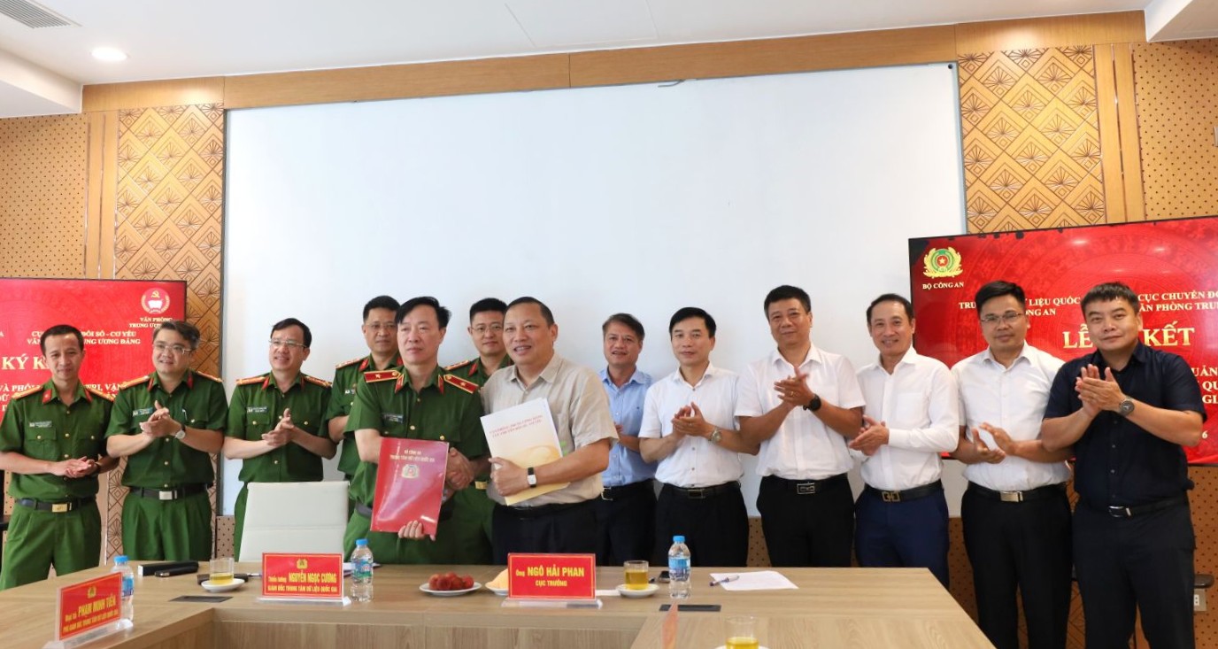 Kiện toàn thành viên Tổ Công tác triển khai Chuyển đổi số trong các cơ quan đảng