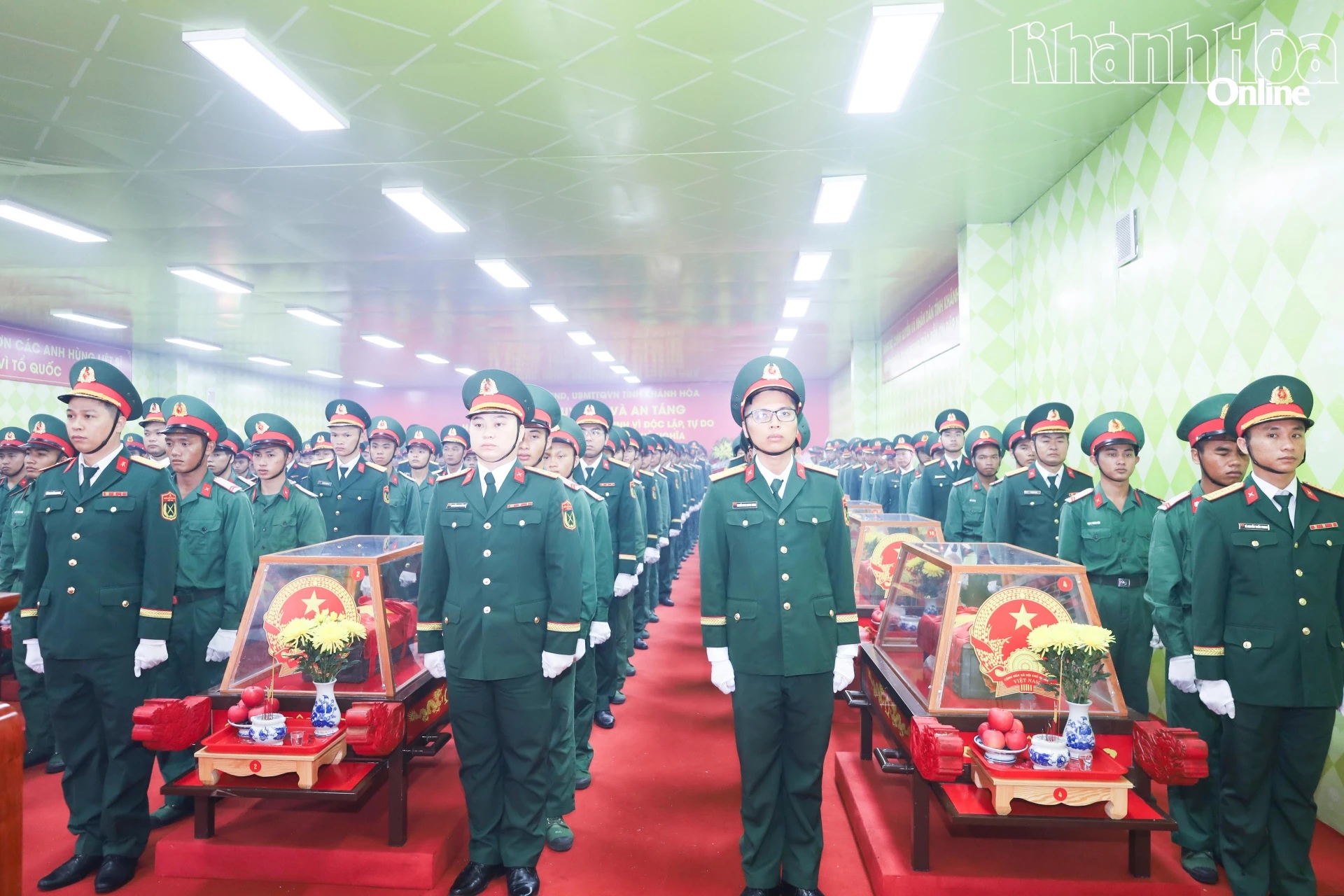 Đưa các anh về với đồng đội 