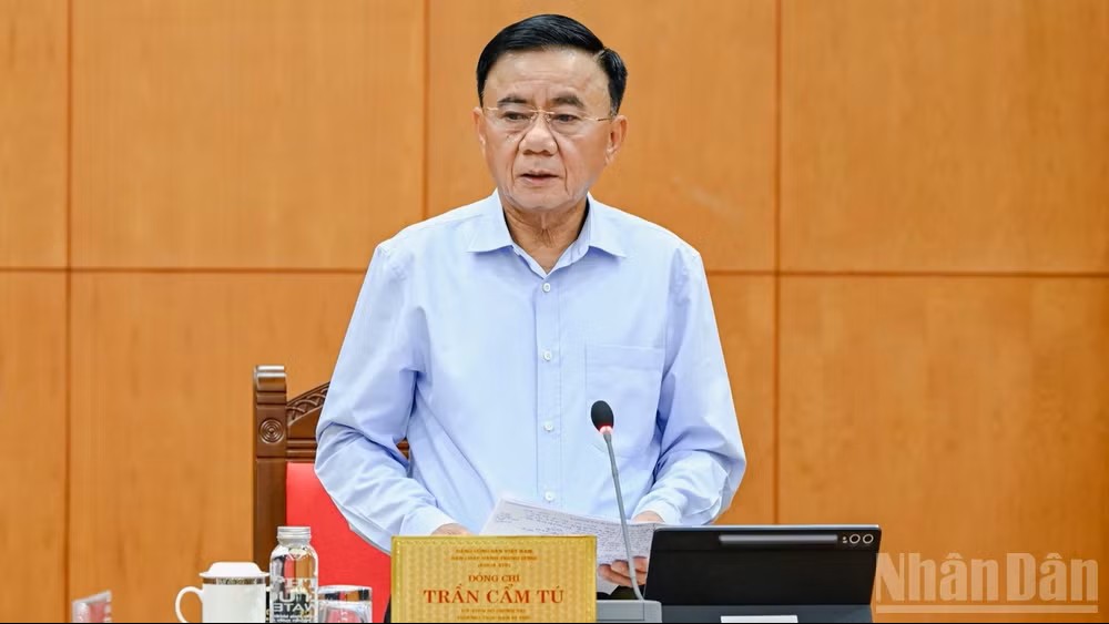 Bộ Chính trị ban hành Quy định về kiểm điểm và đánh giá, xếp loại chất lượng đối với tập thể, cá nhân