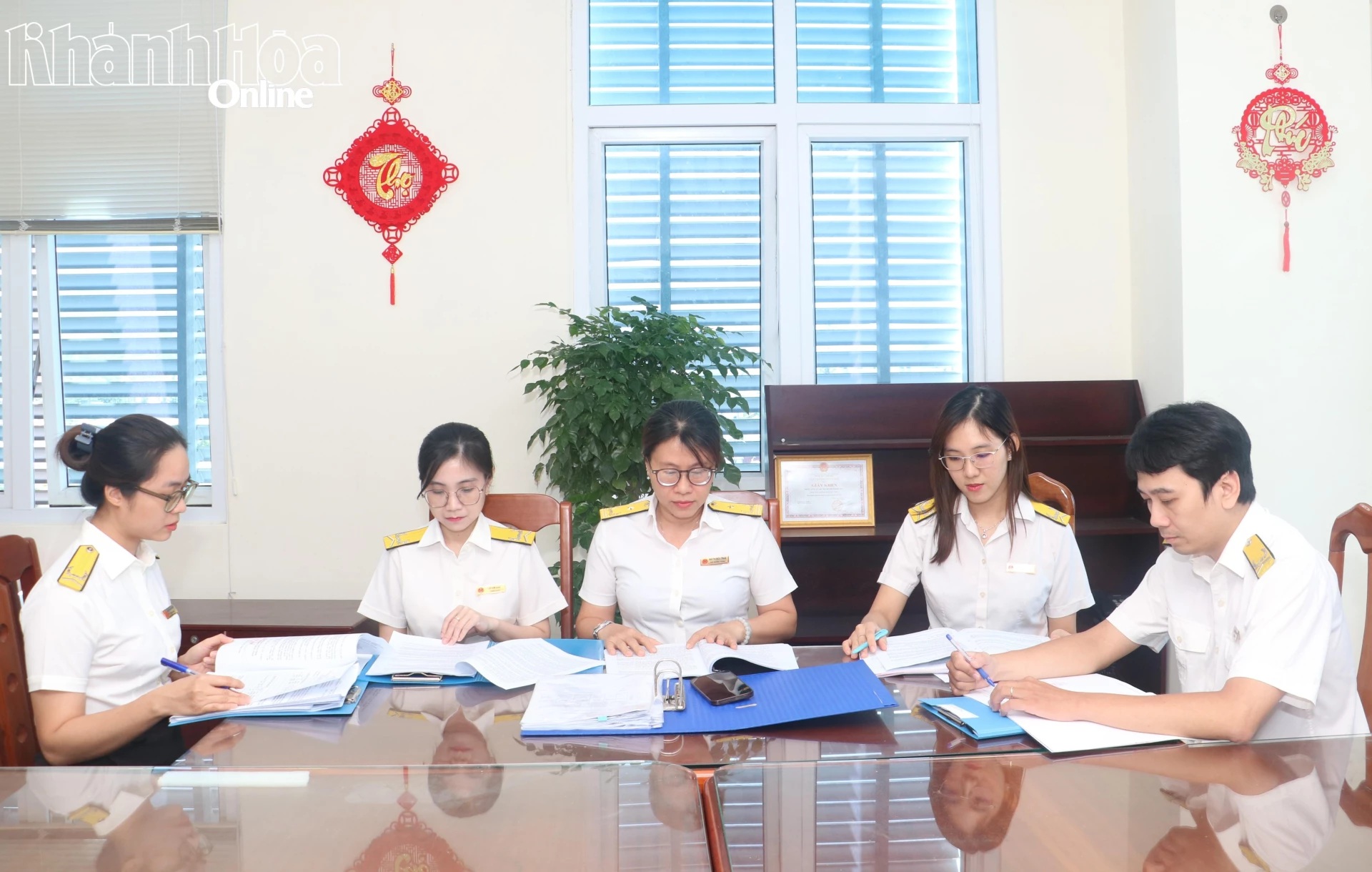 Xây dựng môi trường kinh doanh minh bạch