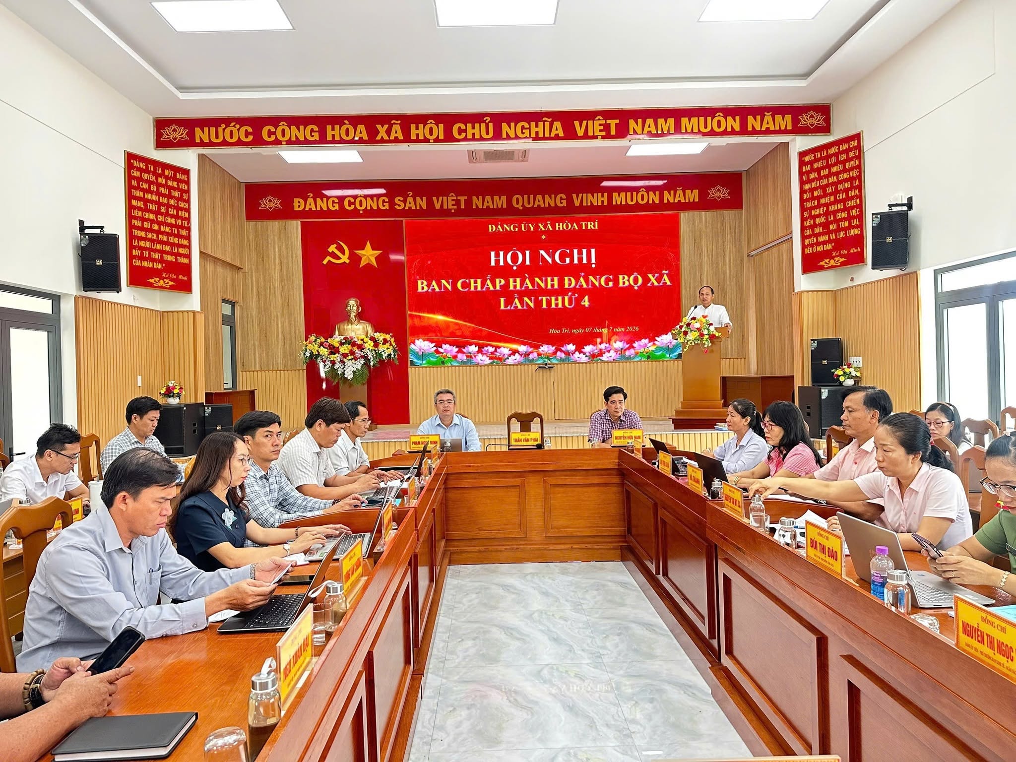 Hội nghị Ban Chấp hành Đảng bộ xã Hòa Trí lần thứ 4