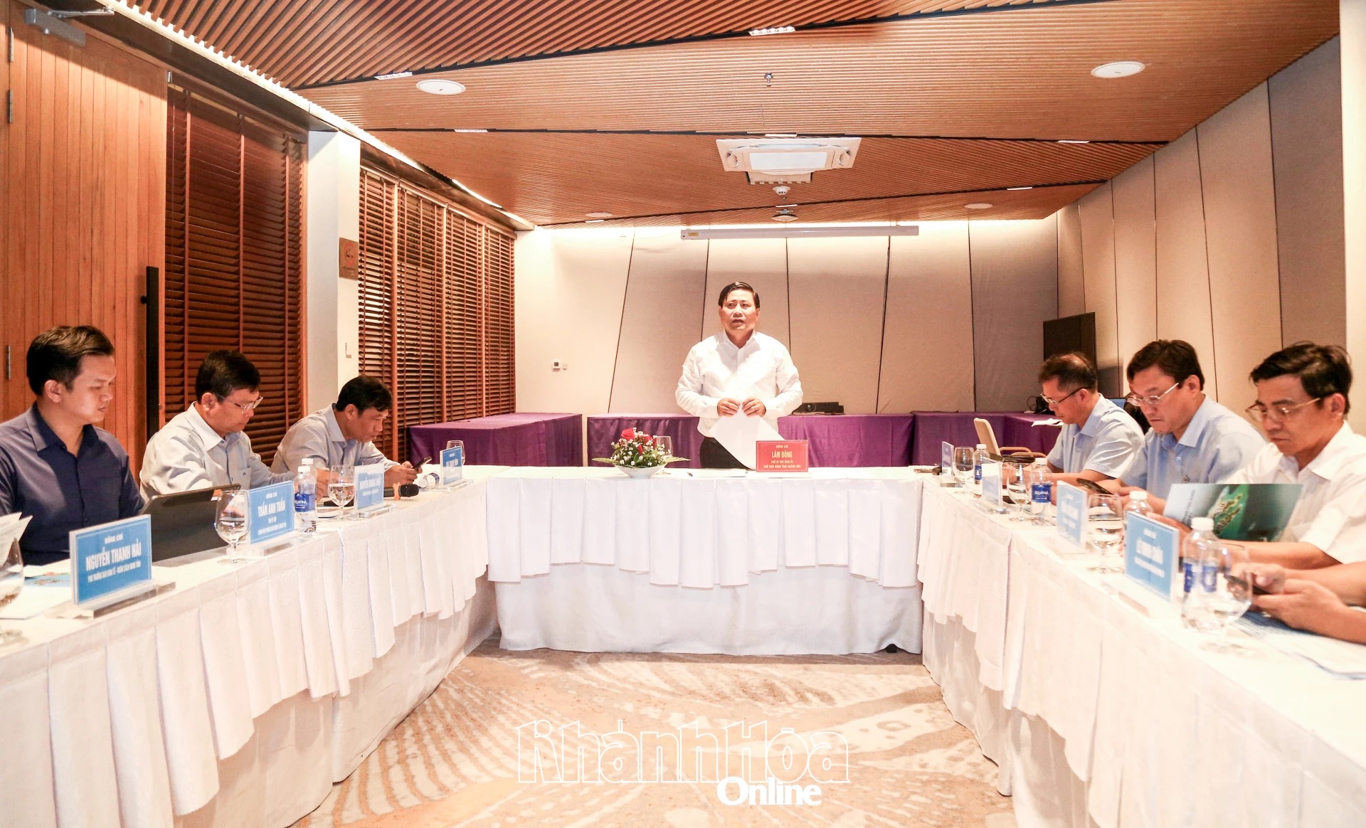 Chuẩn bị sẵn sàng quỹ đất để đón các nhà đầu tư vào Khu Kinh tế Vân Phong và các khu công nghiệp