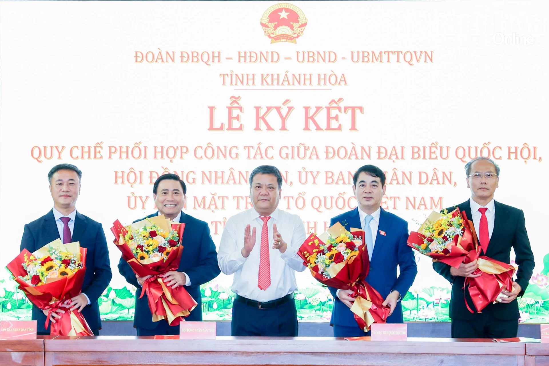 Đoàn Đại biểu Quốc hội, HĐND, UBND, Ủy ban MTTQ Việt Nam tỉnh Khánh Hòa ký kết quy chế phối hợp công tác