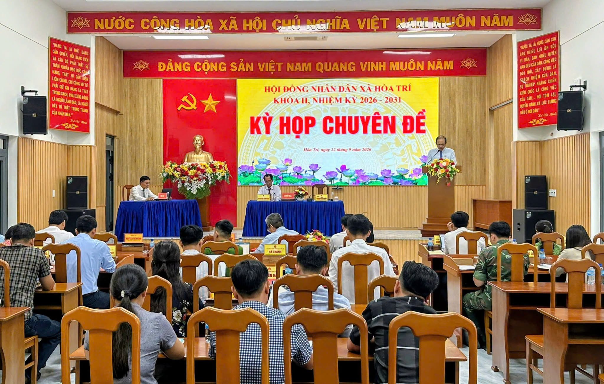 HĐND xã Hòa Trí thông qua nhiều nghị quyết tại Kỳ họp chuyên đề