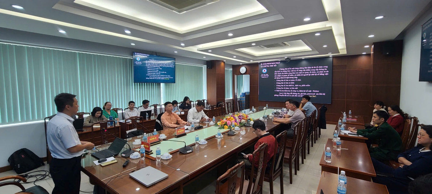 Tập huấn triển khai, sử dụng sản phẩm mật mã trên Phần mềm Điều hành tác nghiệp