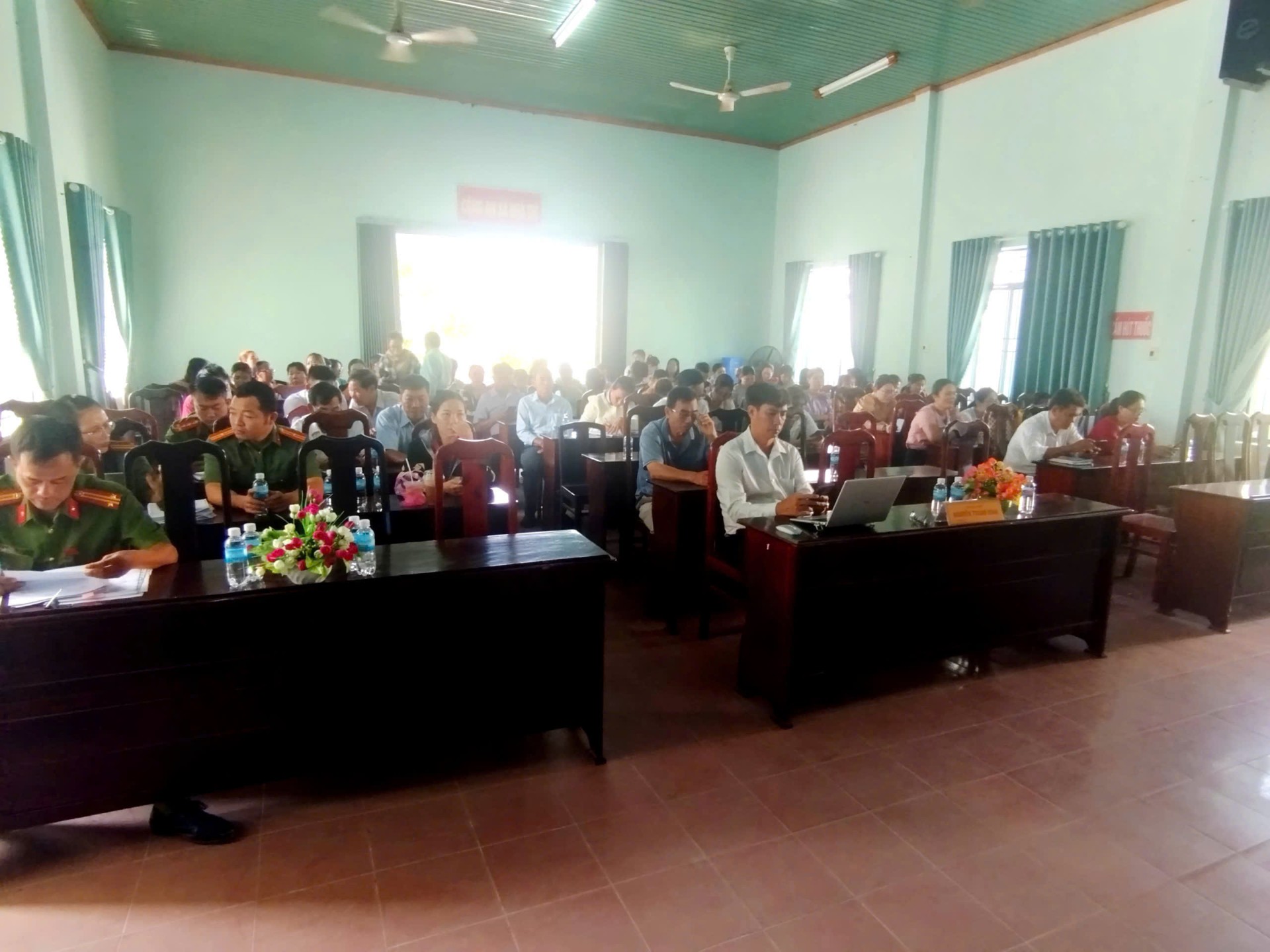 Đảng ủy xã Hòa Trí học tập Nghị quyết Trung ương 2, khóa XIV 
