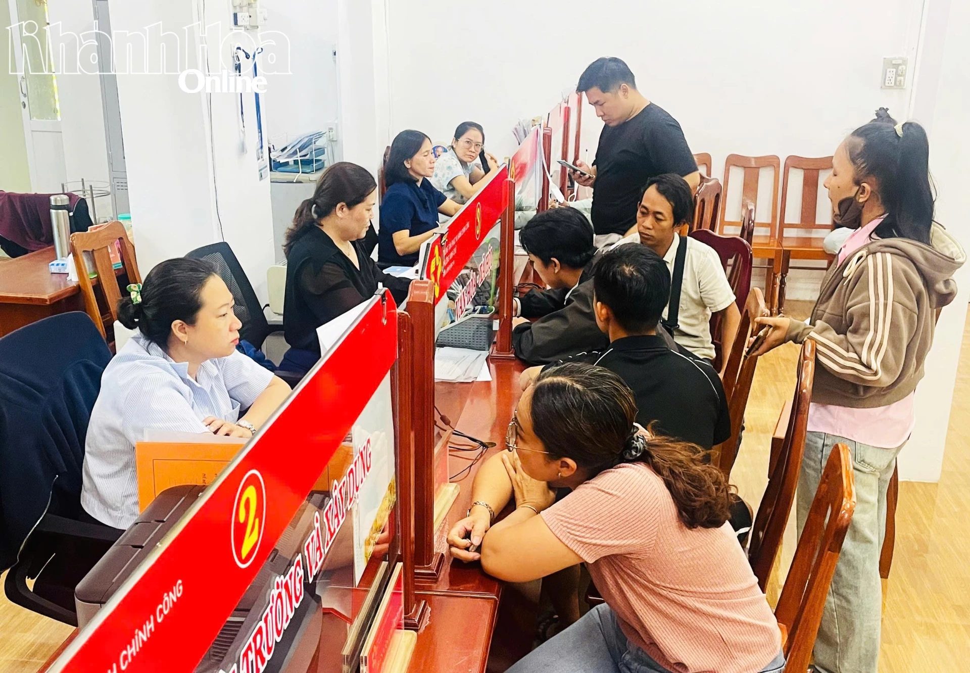 Vì sự hài lòng của người dân
