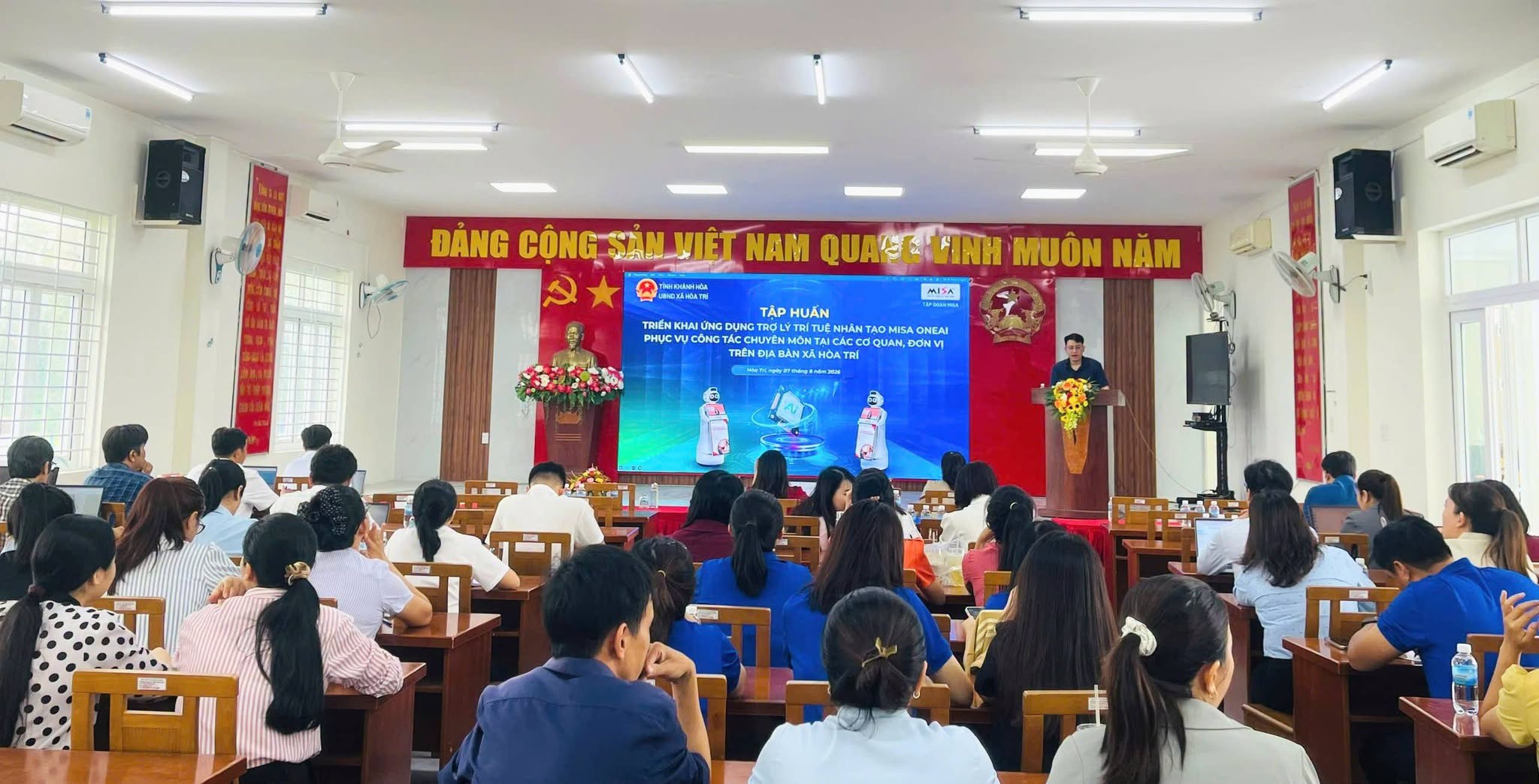 Tập huấn ứng dụng trí tuệ nhân tạo hệ sinh thái MISA ONEAI tại xã Hòa Trí
