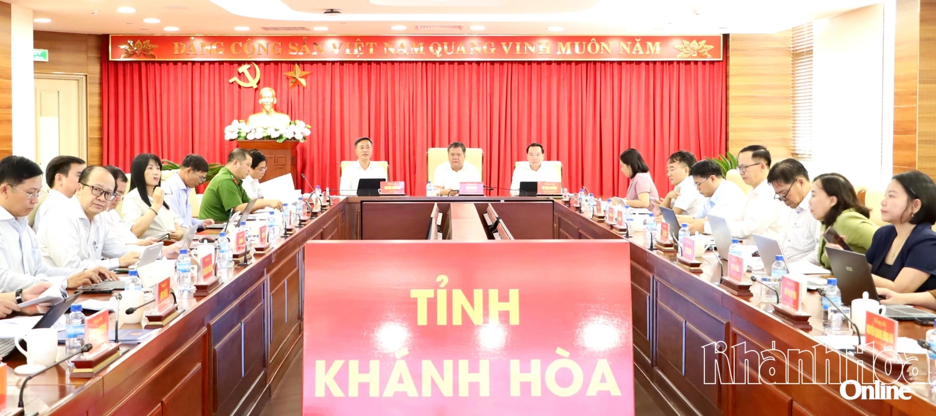 Phiên họp chuyên đề về khoa học, công nghệ, đổi mới sáng tạo và chuyển đổi số đóng góp cho phát triển kinh tế - xã hội