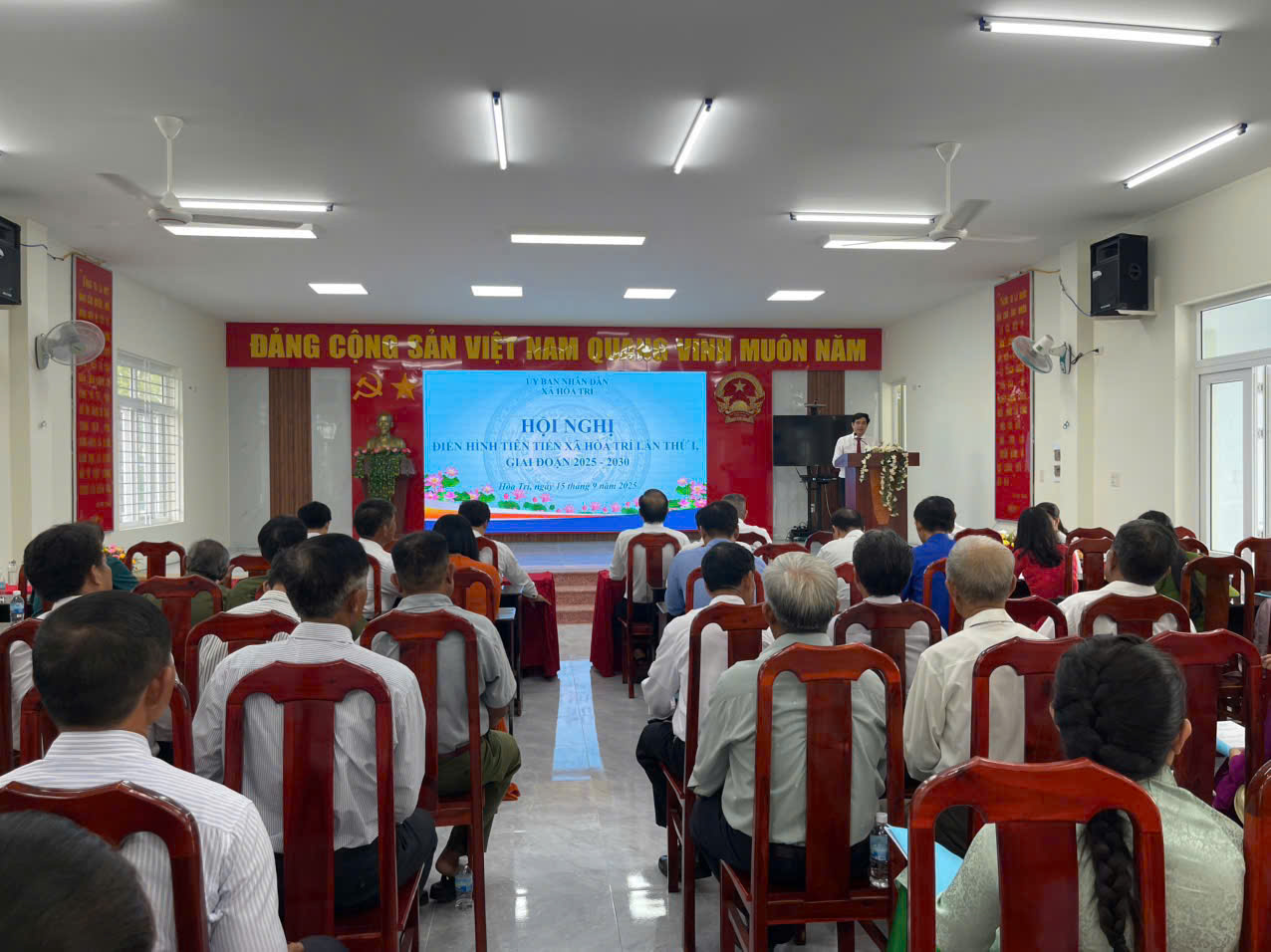 UBND xã Hòa Trí tổ chức Hội nghị điển hình tiên tiến lần thứ I, giai đoạn 2025 – 2030