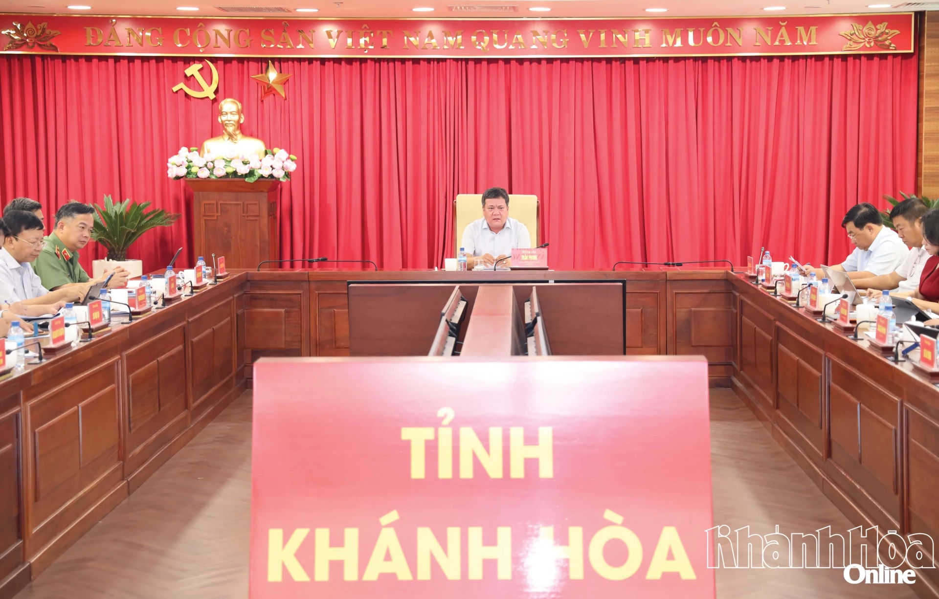 Bí thư Tỉnh ủy Trần Phong chủ trì phiên họp về giải phóng mặt bằng