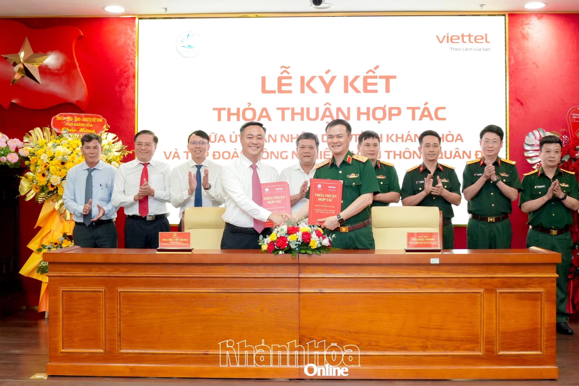 UBND tỉnh Khánh Hòa ký kết thỏa thuận hợp tác với Tập đoàn Viettel