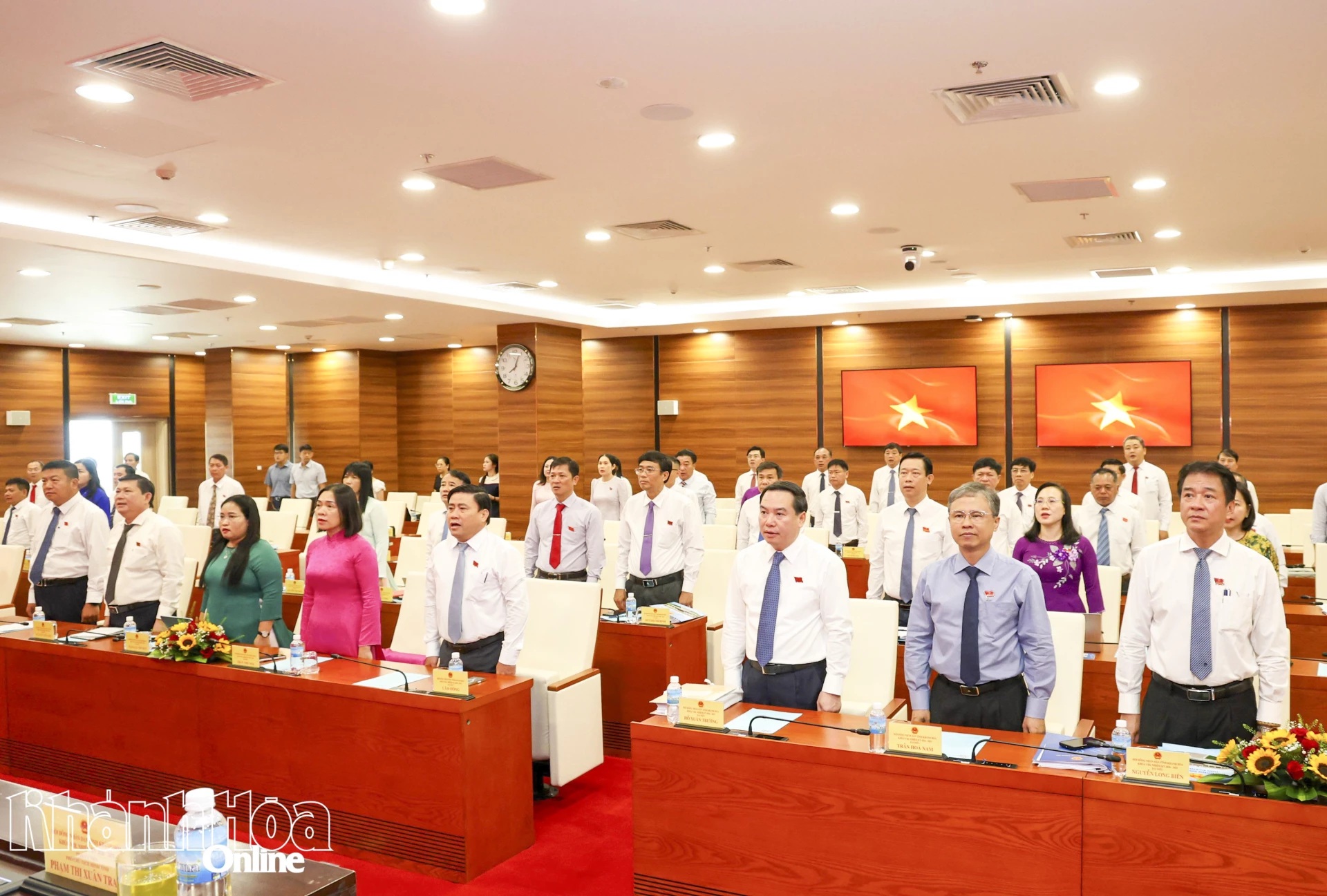Kỳ họp chuyên đề lần thứ 4, HĐND tỉnh Khánh Hòa khóa VIII
