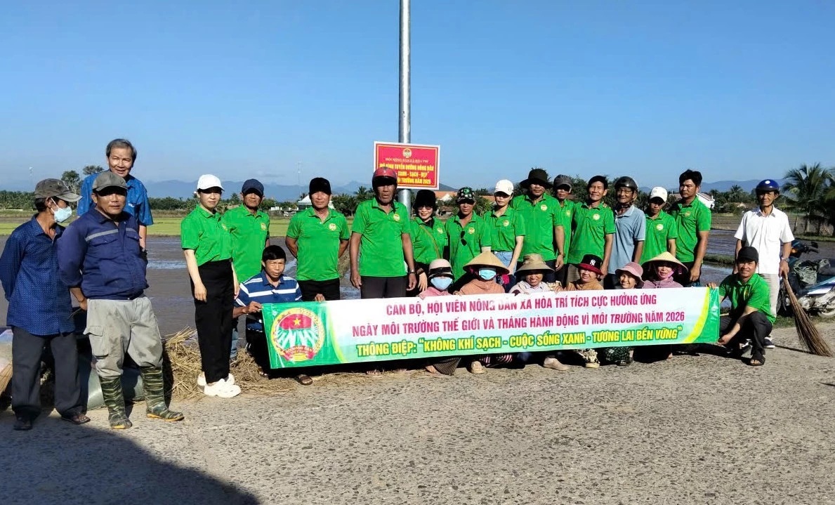 Hội Nông dân xã Hòa Trí ra mắt mô hình Tuyến đường nông dân sáng - xanh - sạch - đẹp